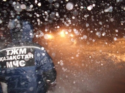 Спасатель МЧС Казахстана