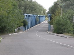 Мост на остров Полковничий в Семее