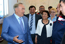 Назарбаев в Семее