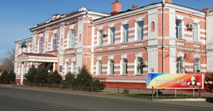 В КазГЮИУ прошло вручение дипломов