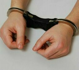 Желая доказать искренность своей любви пошла на преступление.