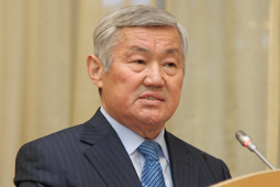 Аким ВКО Бердыбек Сапарбаев