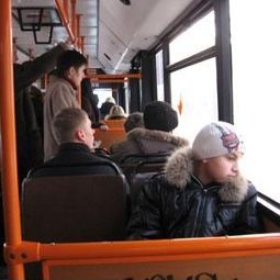 В автобусе
