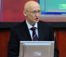 Болат Жамишев
