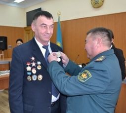 Награждение воинов-афганцев в Семее