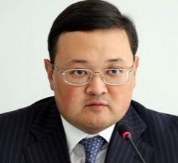 Магжан Ауэзов