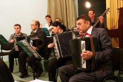 Концерт татарского народного ансамбля в Семее