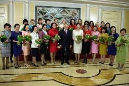 Торжественный прием у Назарбаева 8 марта