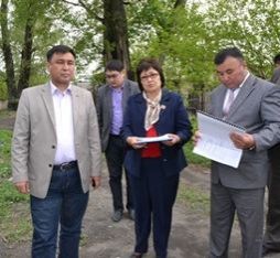 Аким Семея рабочая поездка по городу