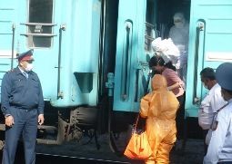 Учения по противодействию птичьему гриппу на железной дороге в Семее