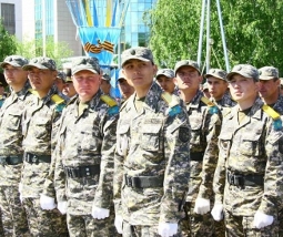 Военнослужащие в Казахстане