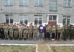 Участники военно-спортивных состязаний в Семее