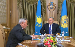 Назарбаев и Абдыкаримов