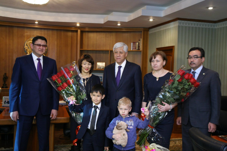 Встреча Амандыка Баталова с вдовами