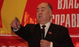 Владимир Косарев