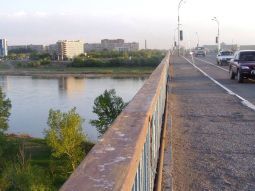 Автогужевой мост в Семее