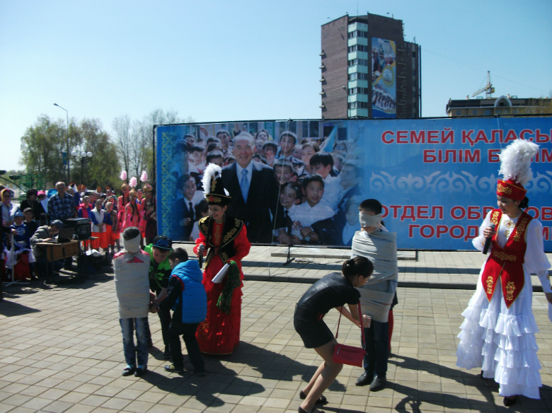 День единства народа Казахстана в Семее