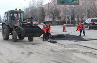 Дорожно-ремонтные работы на улице Кабанбай батыра в Семее