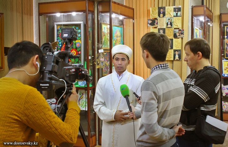 Имам встретился со студентами