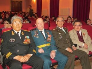 Ветераны ВОВ в ГДК Семея 
