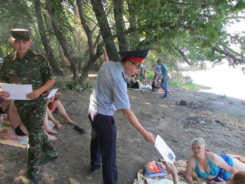 Рейд по воде провело УЧС Семея