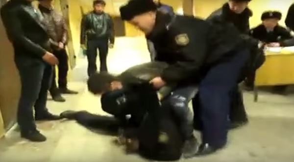 Дебош