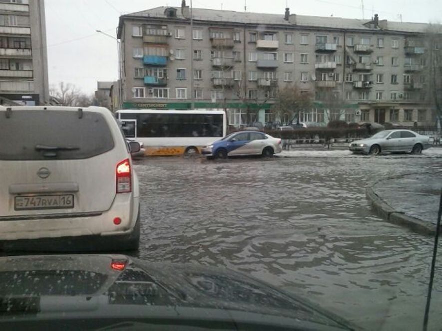 Семей топит талыми водами