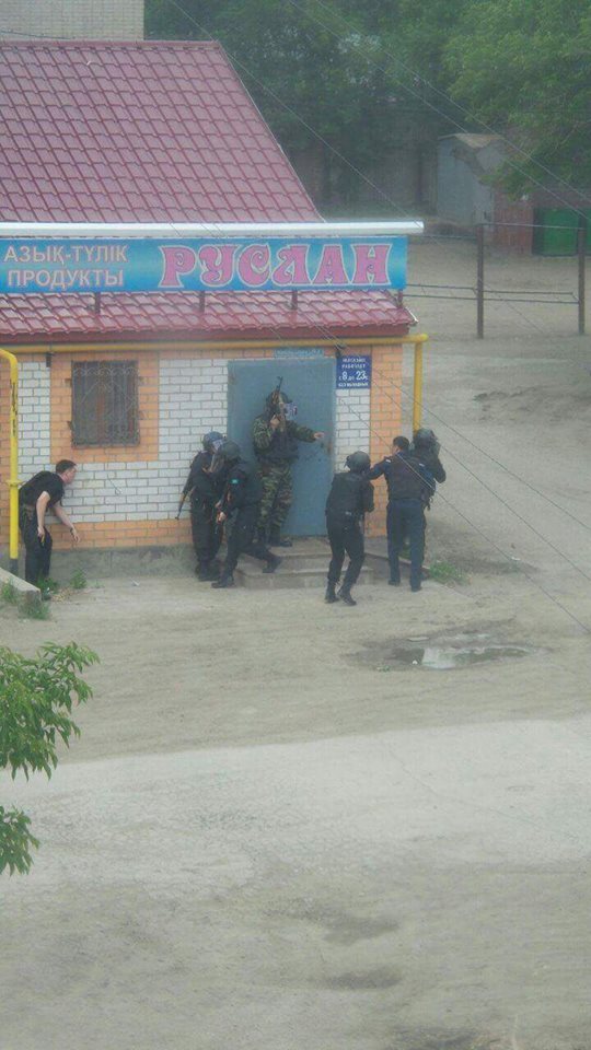 СМИ сообщили о перестрелках в Актобе