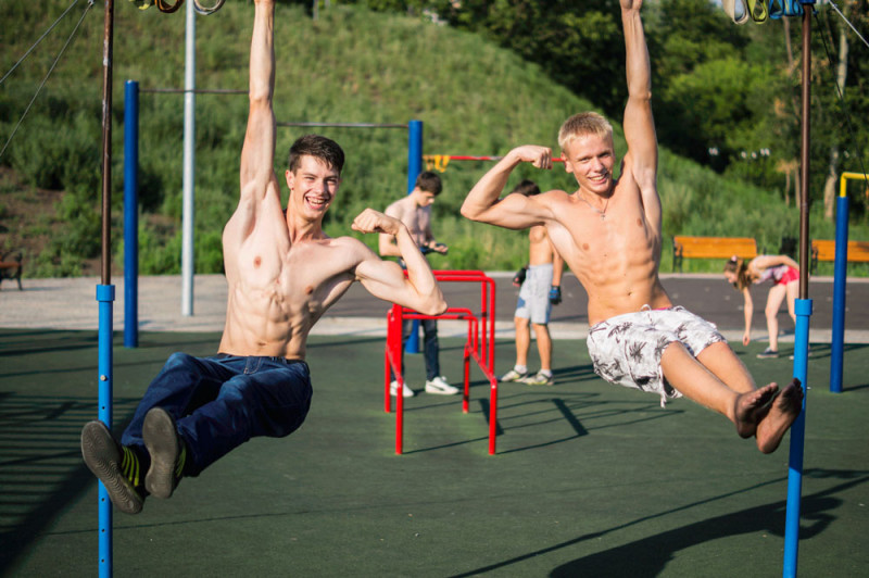 Занятия на спортплощадке