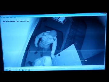 Грабители получили жесткий отпор в Атырау Грабители получили жесткий отпор в Атырау