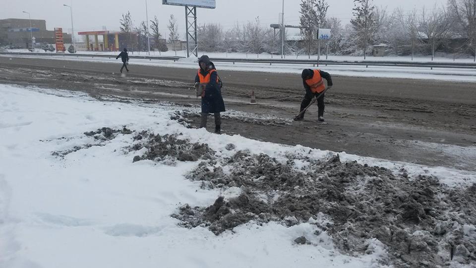 Жители Семея недовольны качеством уборки снега