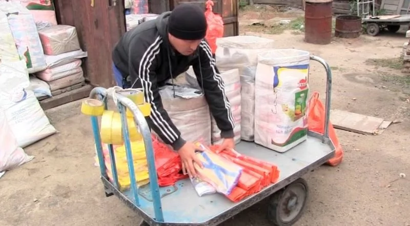 Грузчик с базара рассказал, как купил квартиру в Семее