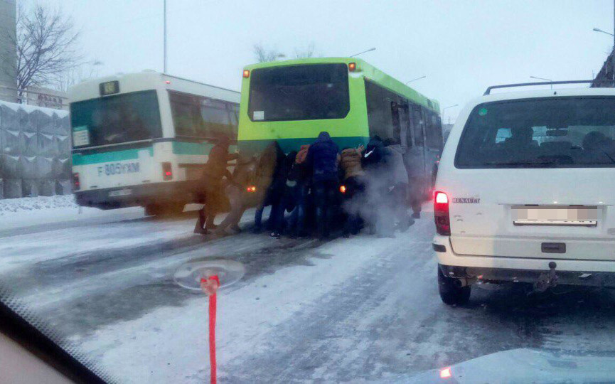 снежный коллапс в Семее