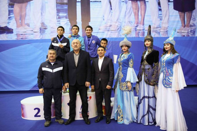В Павлодаре завершился чемпионат Казахстана по боксу