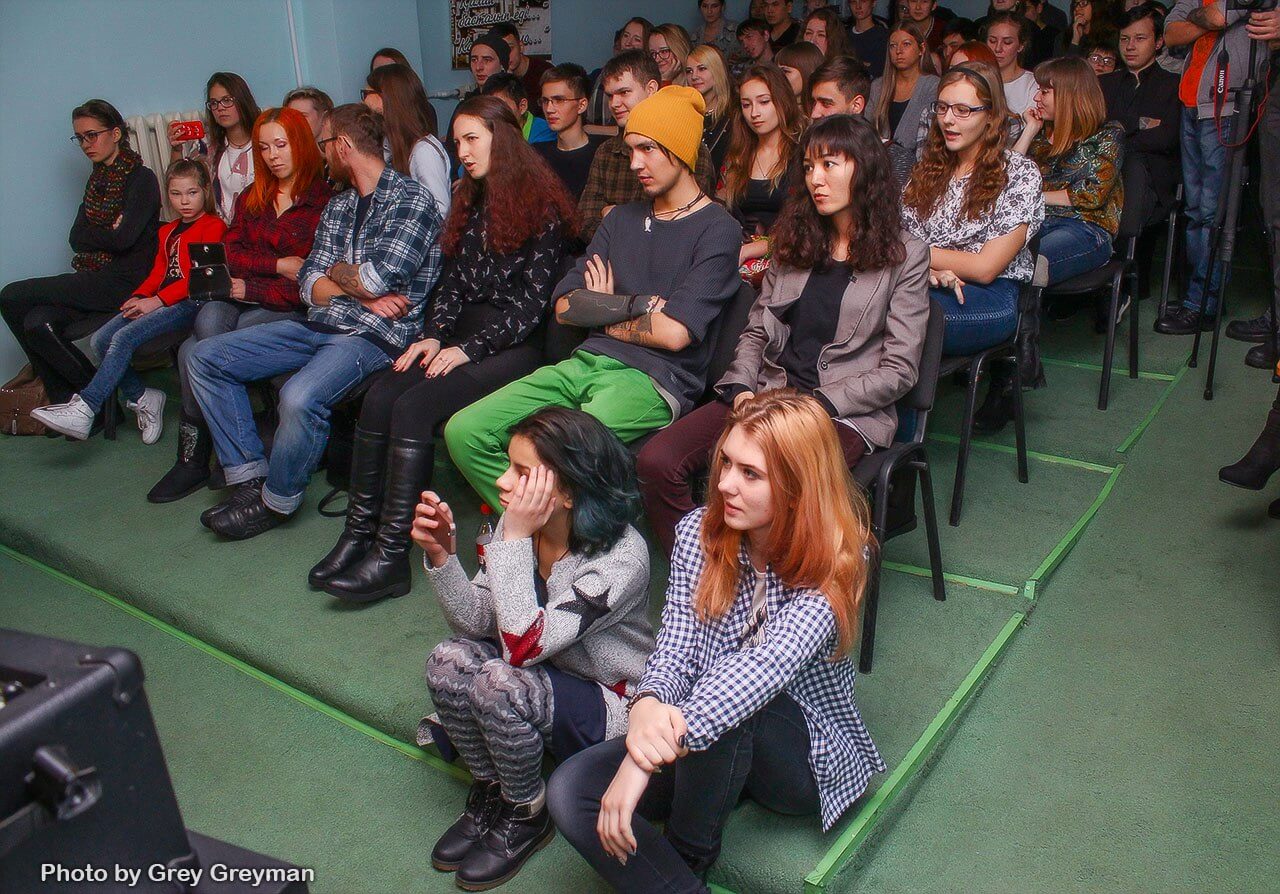 26-го ноября в зале Музея Достоевского состоялся акустический концерт групп НеораХэлп, Ремедиос Инморталес и Модель 5.