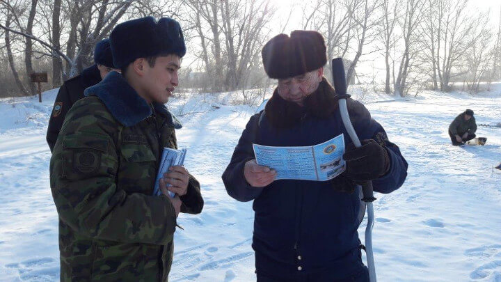 Спасатели Семея проводят масштабные рейды на водоемах с рыбаками