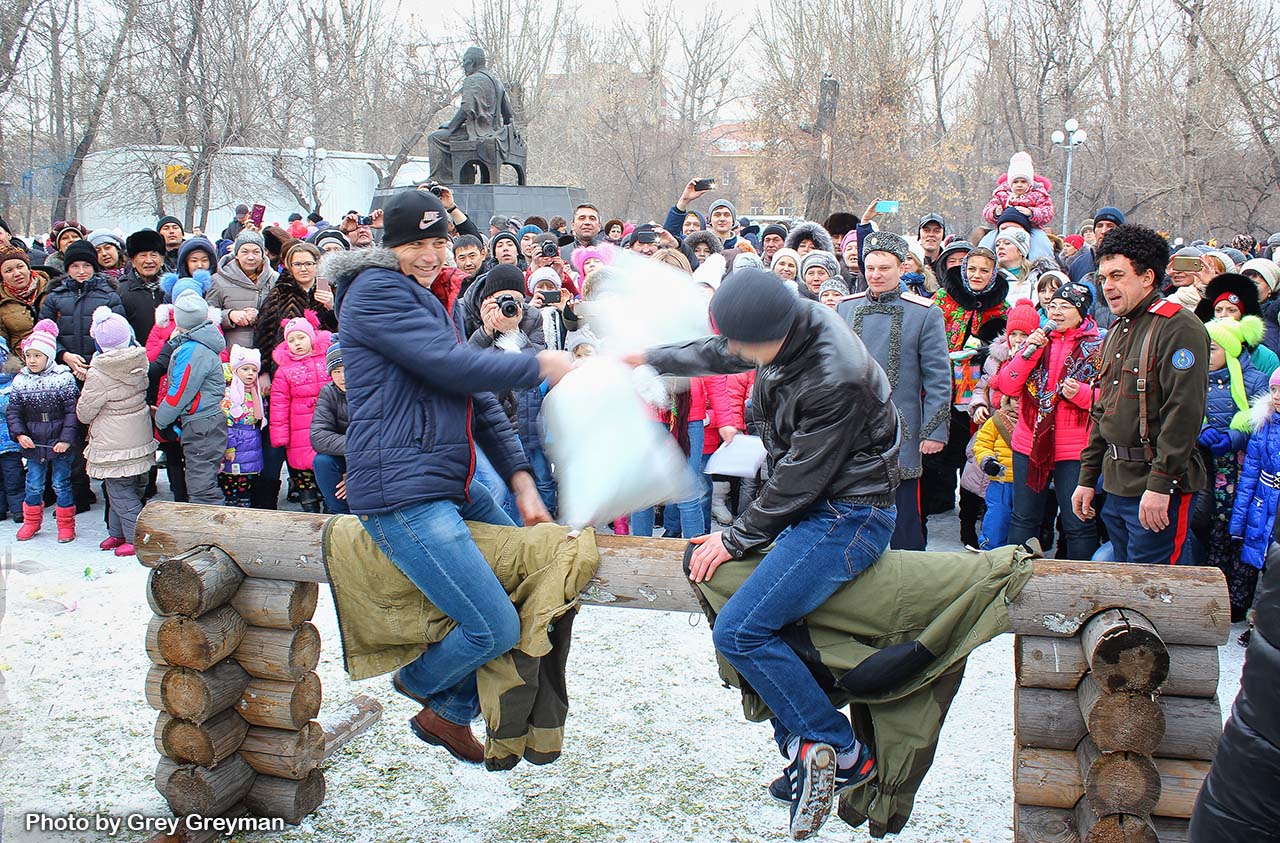 Широкую Масленицу отметили в Семее