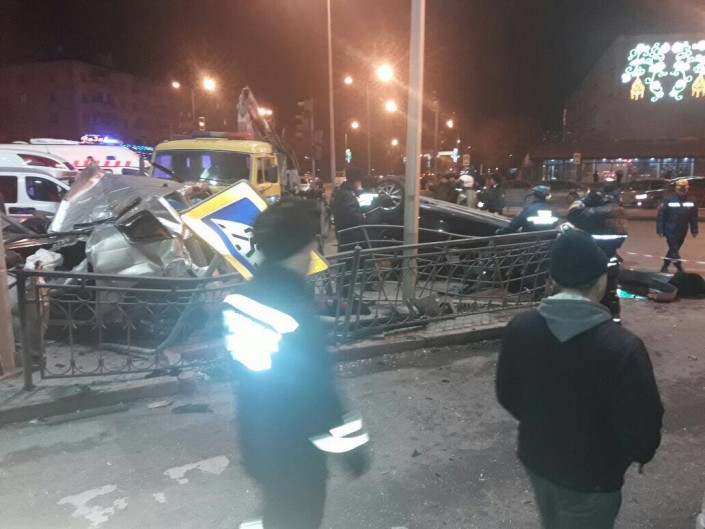 В Астане в жуткой аварии пострадали 4 человека