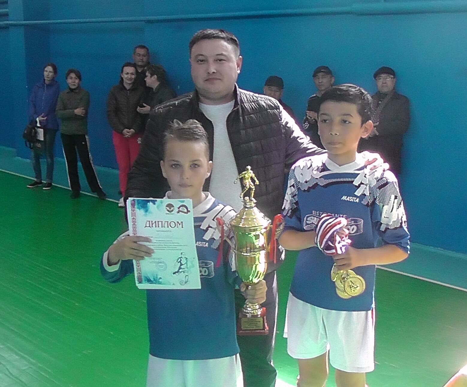 Футзал в дворовых клубах Семея