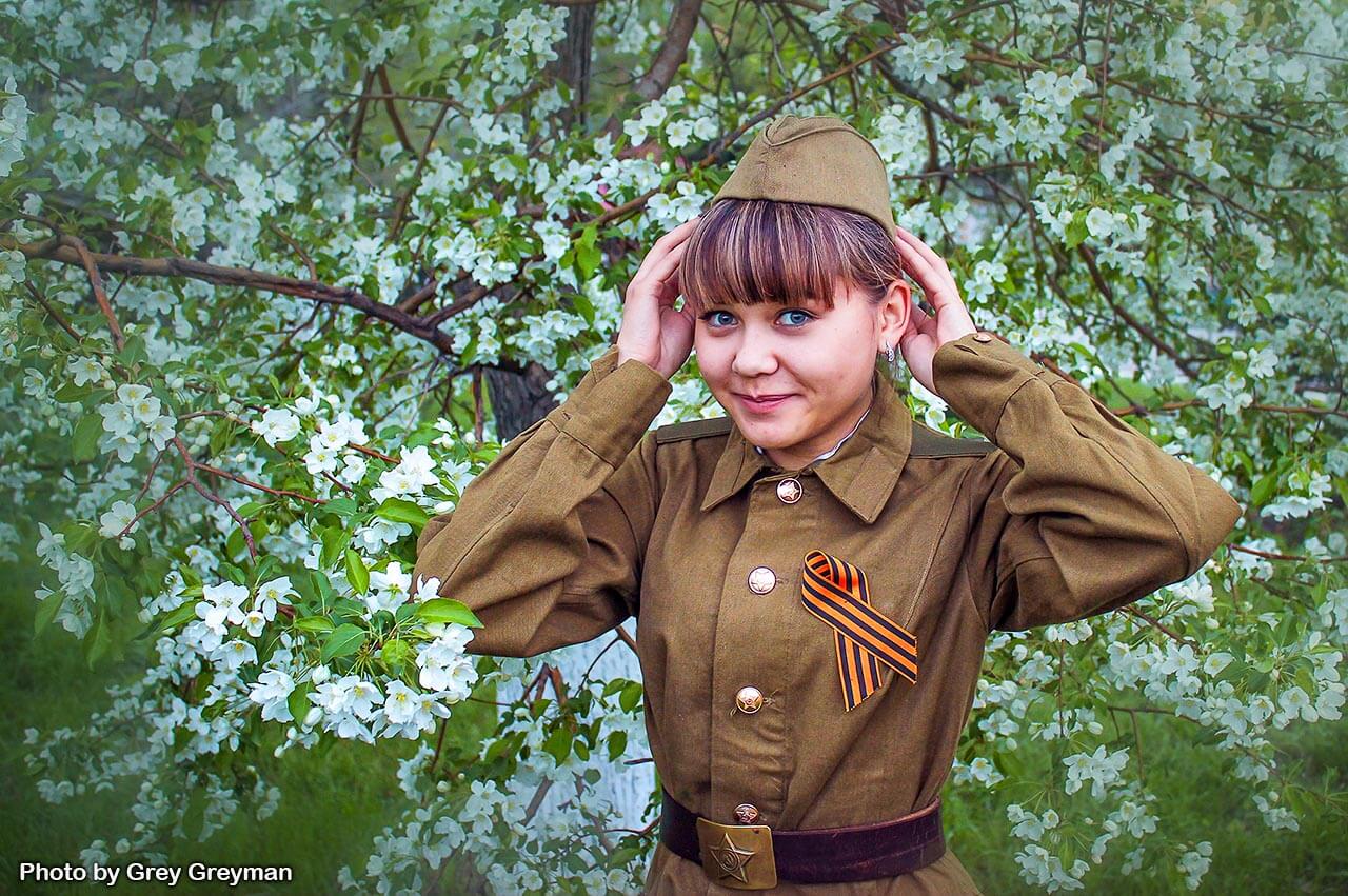 8 мая вечером в Семее в Сквере Победы прошла акция «Зажги свечу»