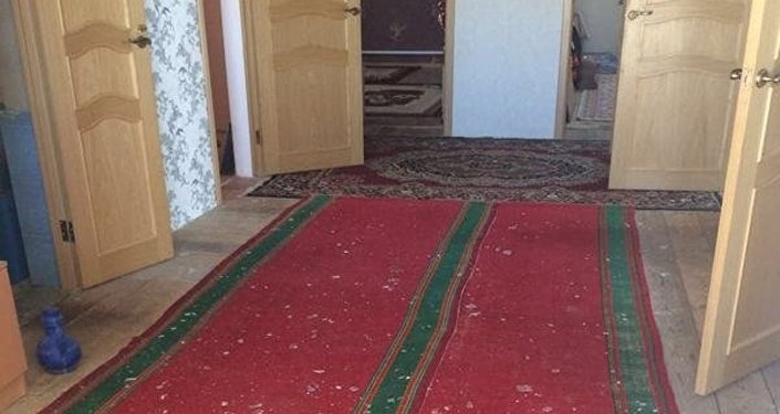 Неизвестные обстреляли жилой дом в Мангистауской области