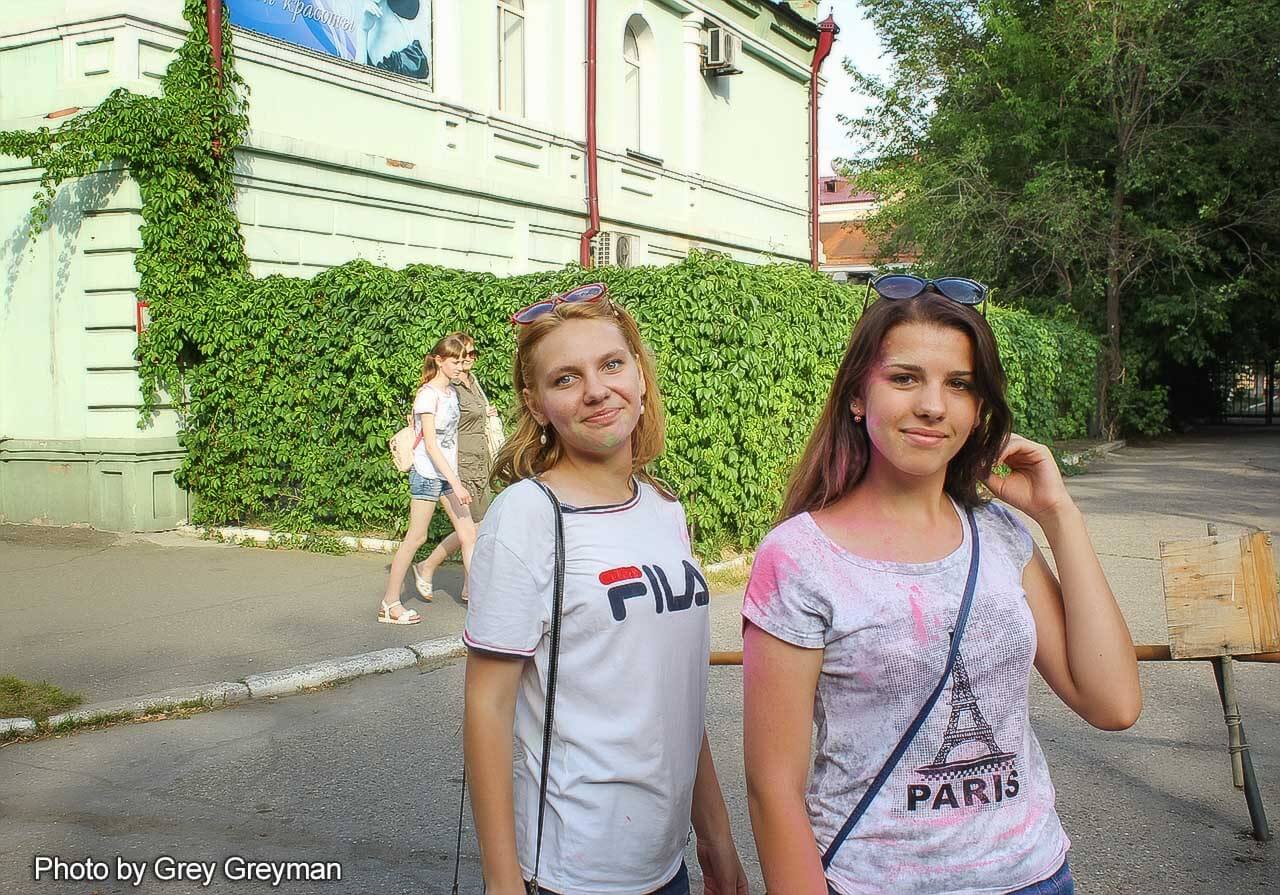 Праздник красок «ЯркоКросс» прошёл в Семее