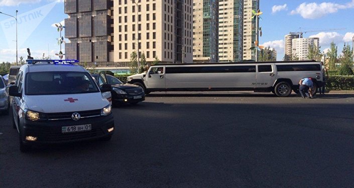 В Астане в свадебный лимузин врезался «Mercedes»