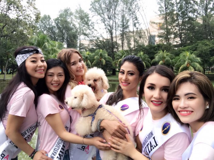 Семейчанка покорила своим платьем жюри Miss Cosmopolitan в Малайзии
