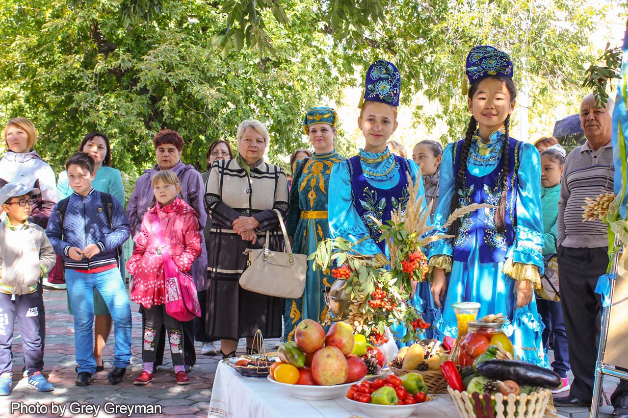 В Семее отметили праздник, посвященный окончанию сбора урожая