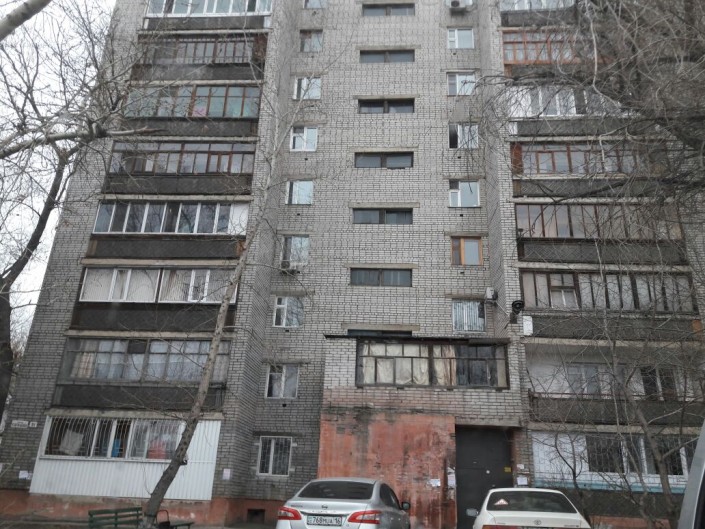 фото из квартир Семея, где были выбиты стекла