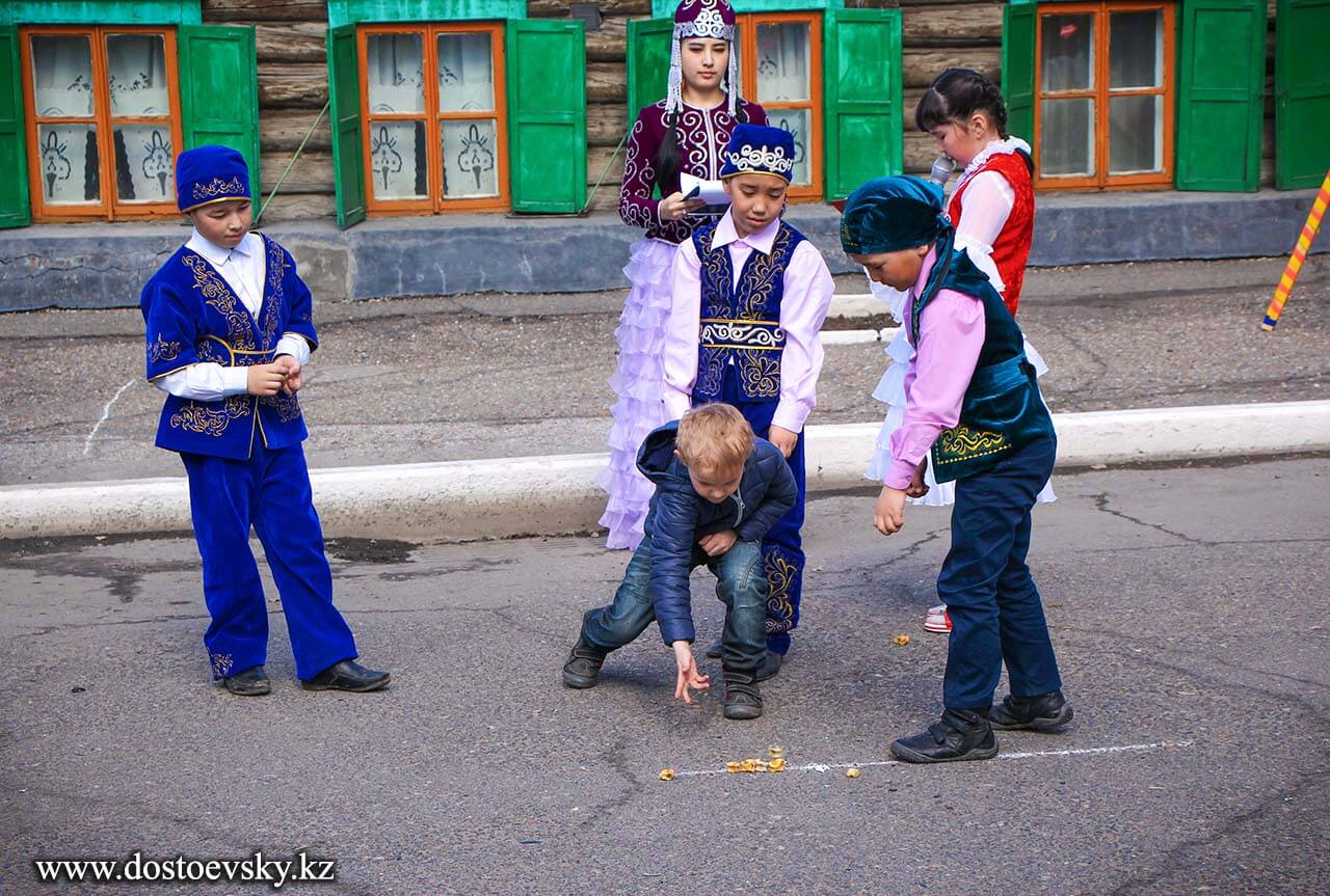 Литературно-музыкальный вечер «Козы-Корпеш и Баян-Сулу»