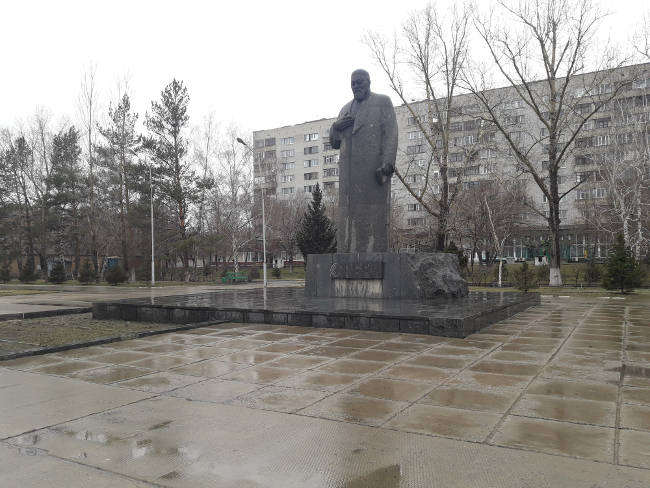 Памятник Абаю в Семее