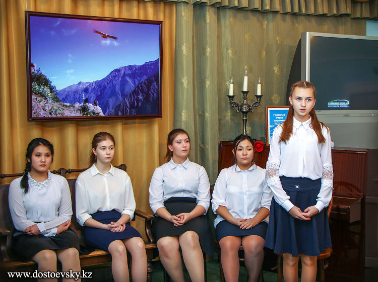 В Семее состоялся музыкально-поэтический вечер «Певец земли родной…».