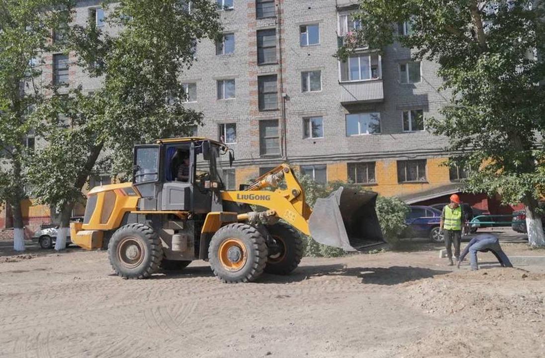 Работа в семее свежие. Аким семипалатинска в 2000 годах. Казахкабель семей. Работа егиндыкольского акимата фото. Работа в семее свежие.